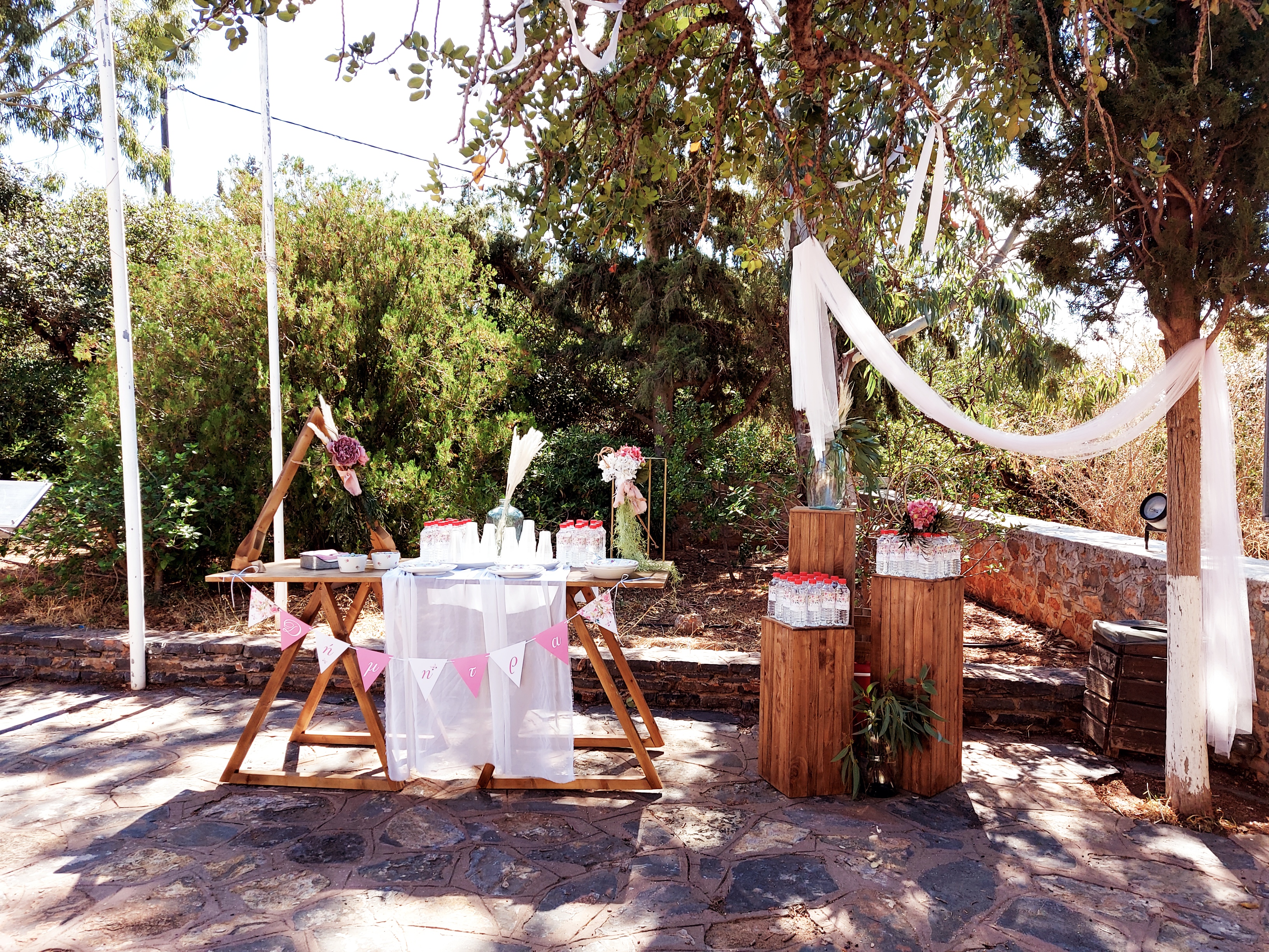 Η βάπτιση της Δήμητρας με boho-ρομαντικό θέμα