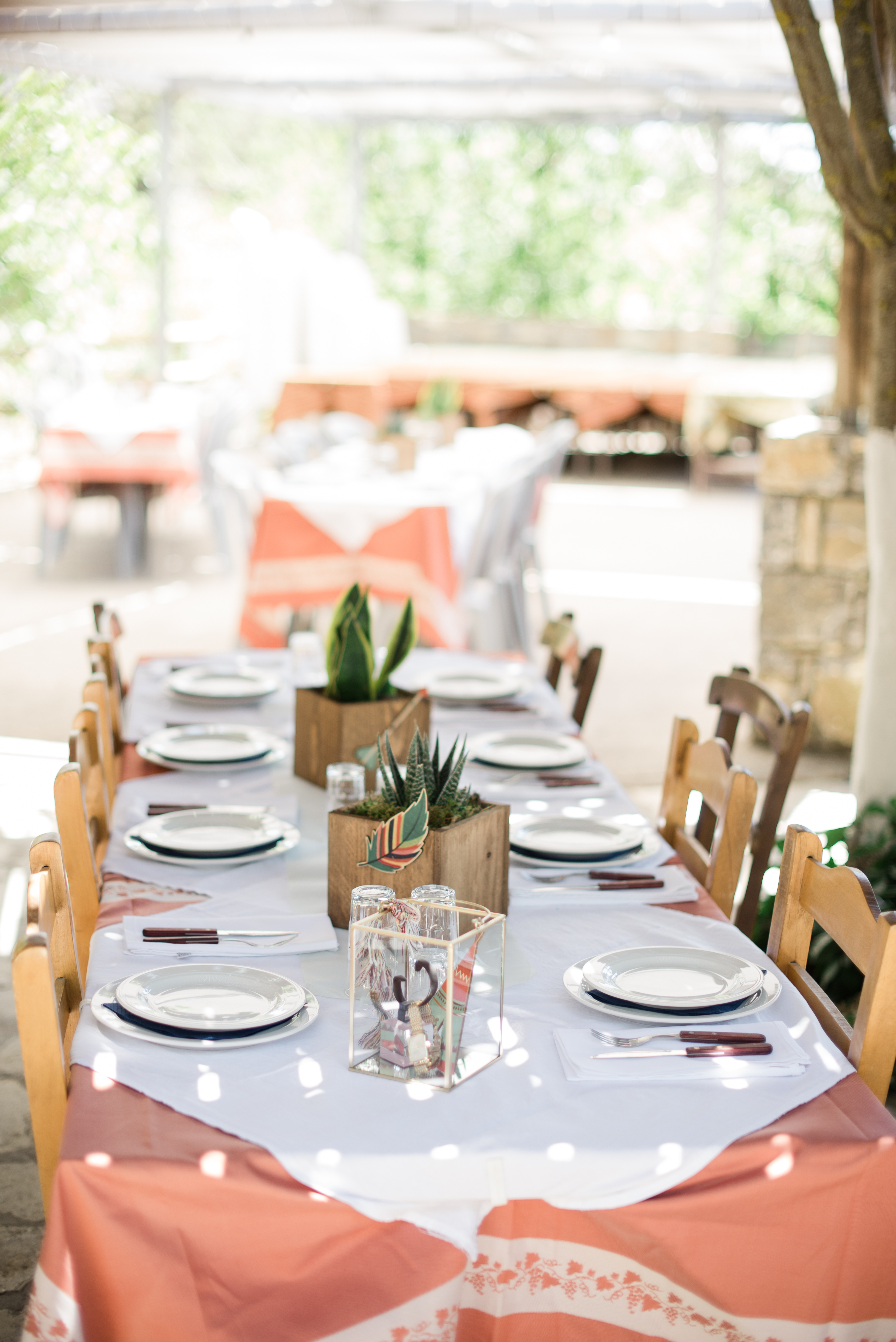 Η βάπτιση του Κωνσταντίνου με θέμα τον Ινδιάνο