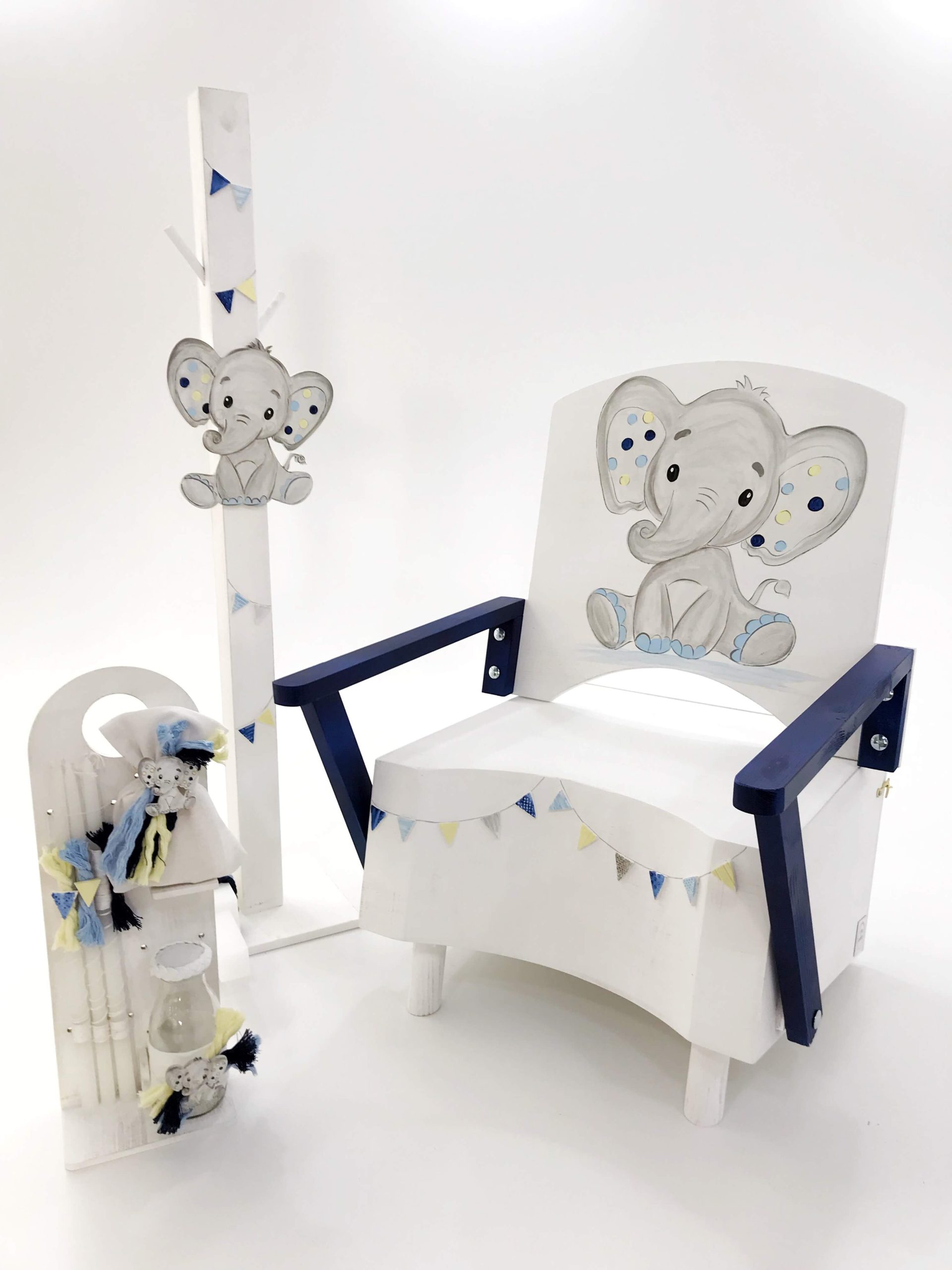 ΈΛΕΝΑ ΜΑΝΆΚΟΥ - Little Elephant