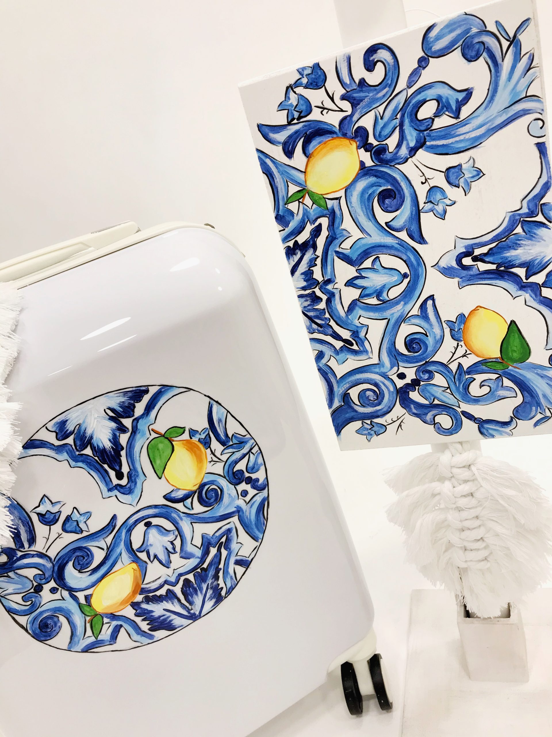 ΈΛΕΝΑ ΜΑΝΆΚΟΥ - Lemon Motif