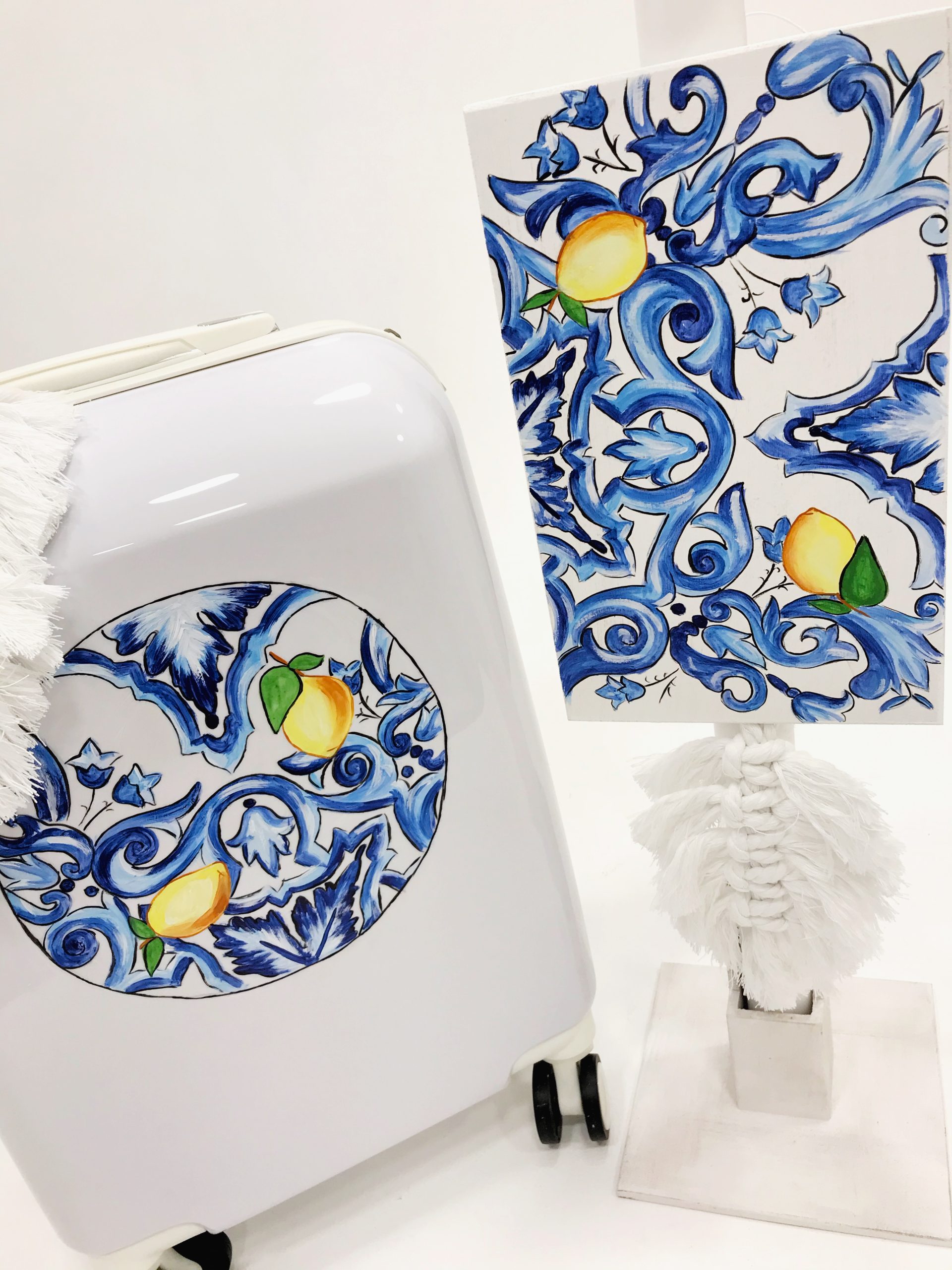 ΈΛΕΝΑ ΜΑΝΆΚΟΥ - Lemon Motif