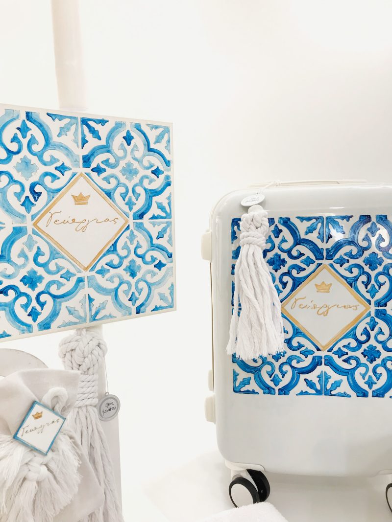 ΈΛΕΝΑ ΜΑΝΆΚΟΥ - Crown Motif