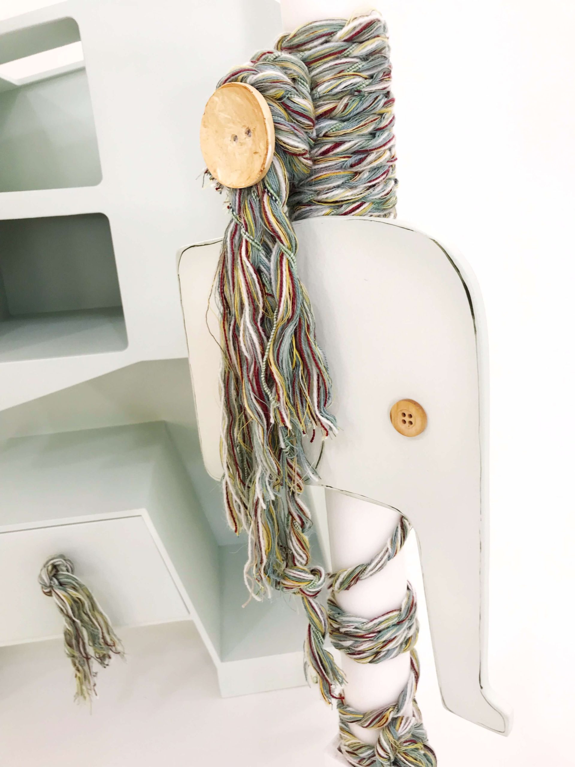 ΈΛΕΝΑ ΜΑΝΆΚΟΥ - Elephant