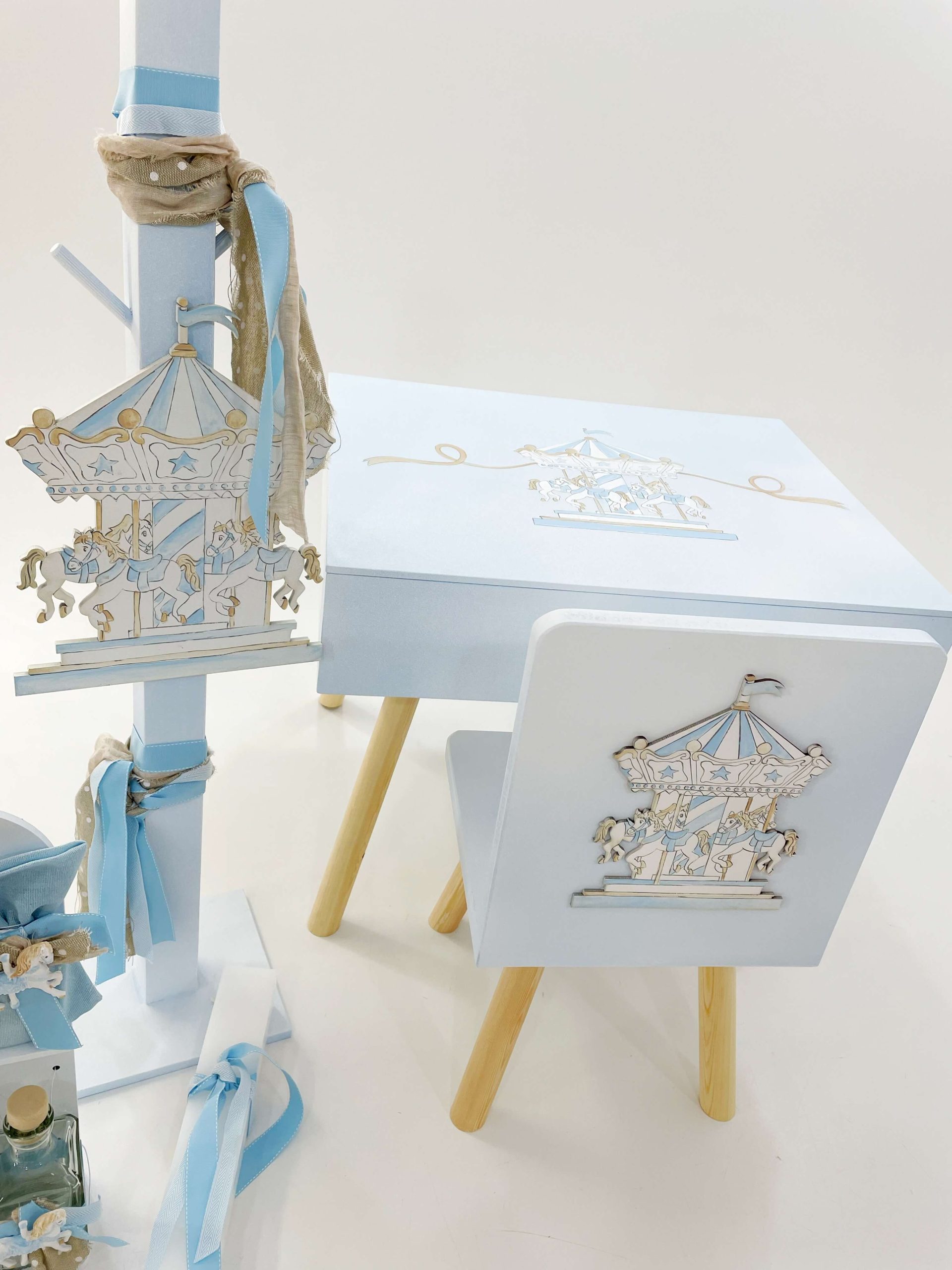 ΈΛΕΝΑ ΜΑΝΆΚΟΥ - Carousel