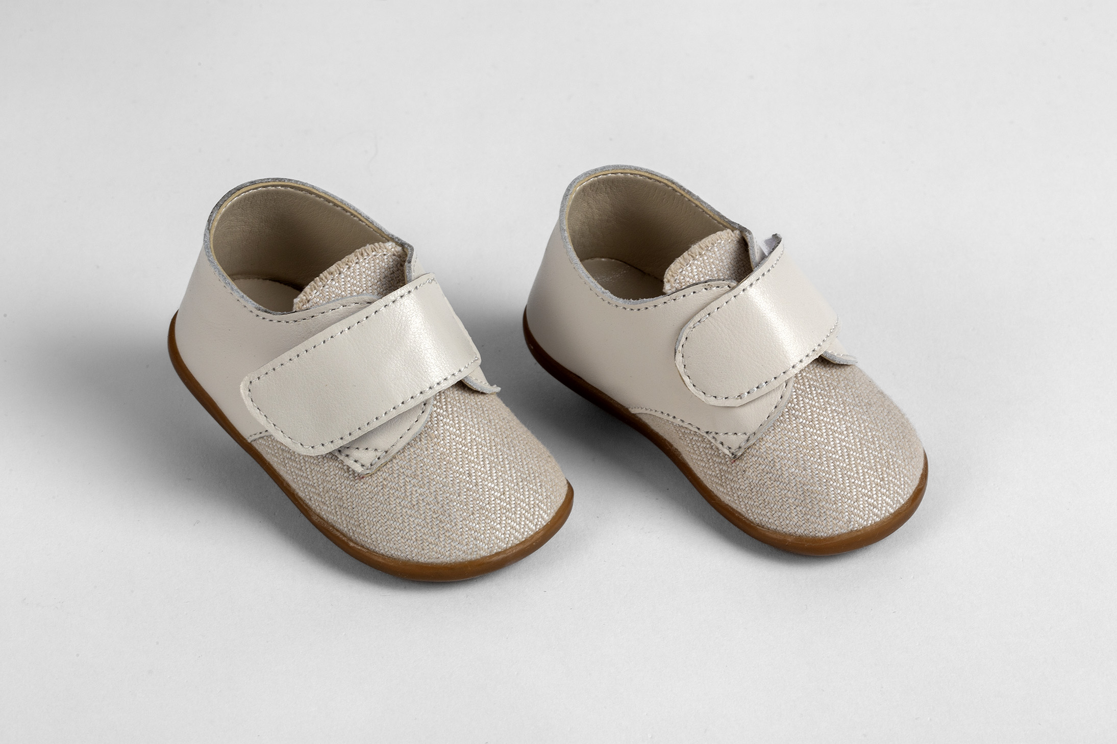 Βαπτιστικά παπούτσια