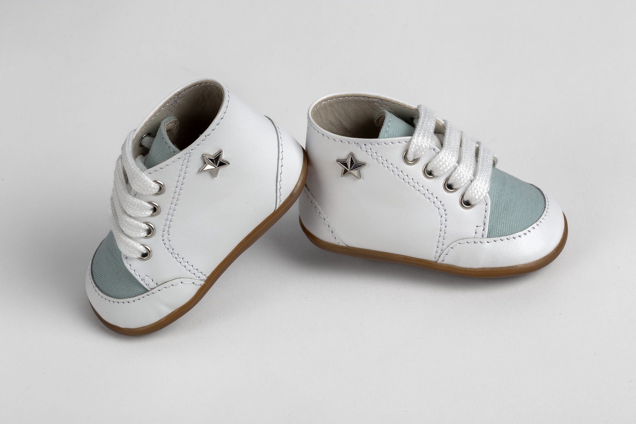 Βαπτιστικά παπούτσια