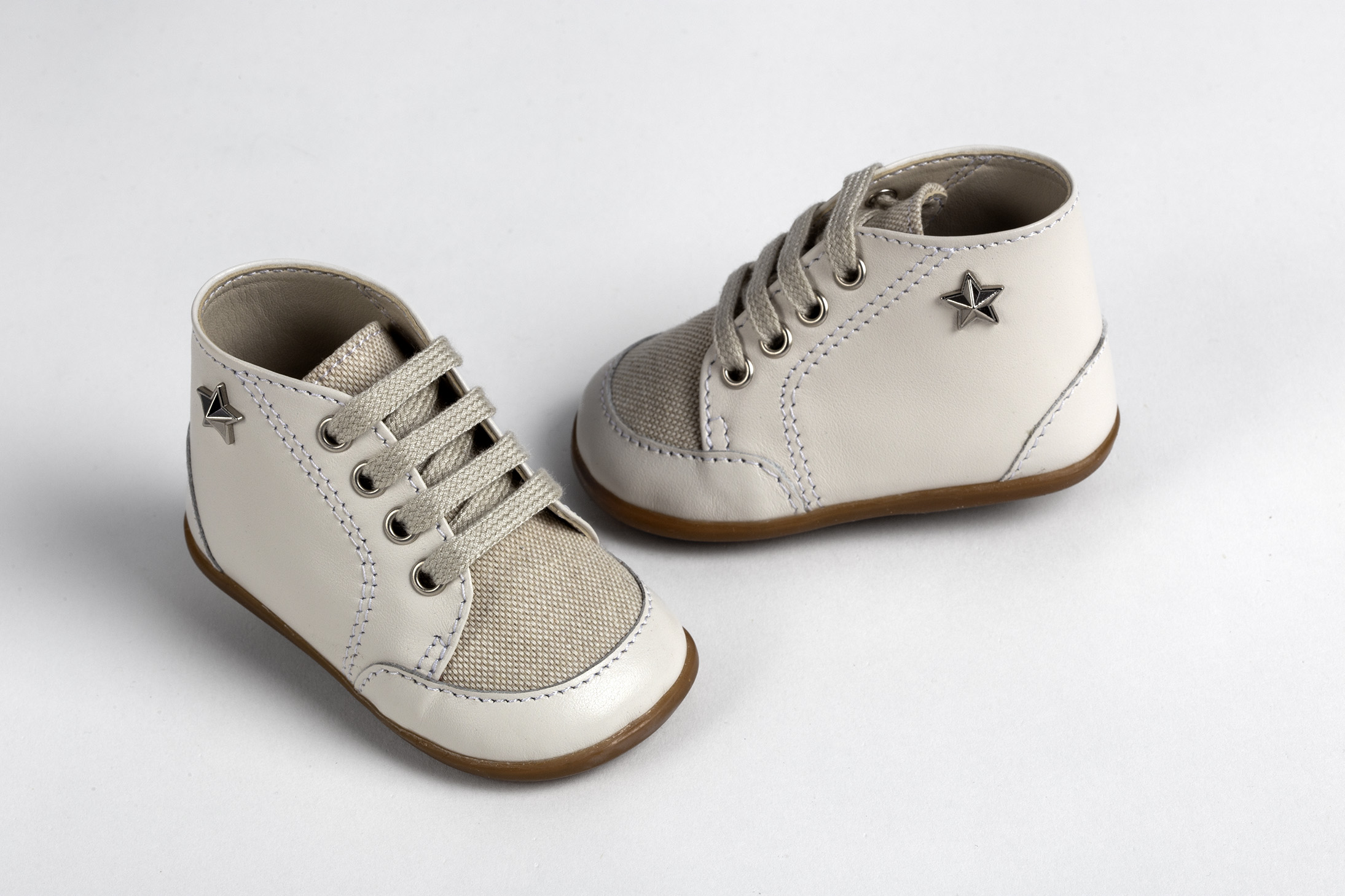 Βαπτιστικά παπούτσια