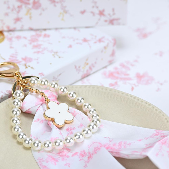 SOAP TALES - Charm με μαντιλάκι και πέρλες pink toile