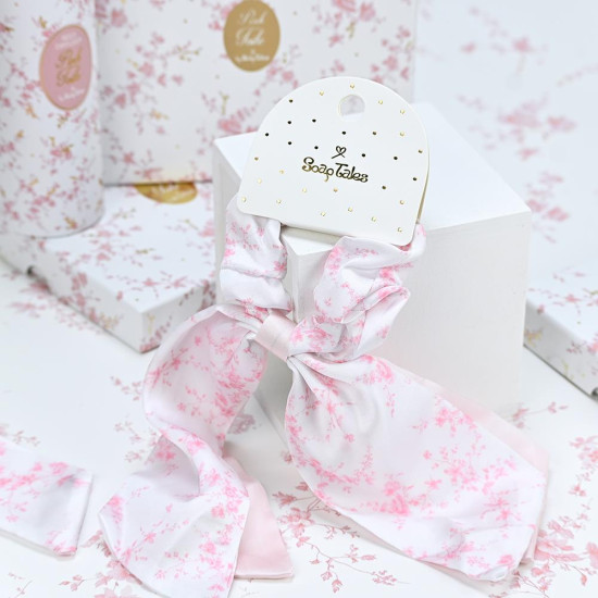 SOAP TALES - Scrunchie με μαντίλι pink toile