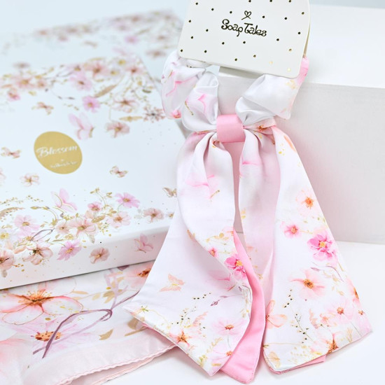 SOAP TALES - Scrunchie με μαντίλι pink blossom