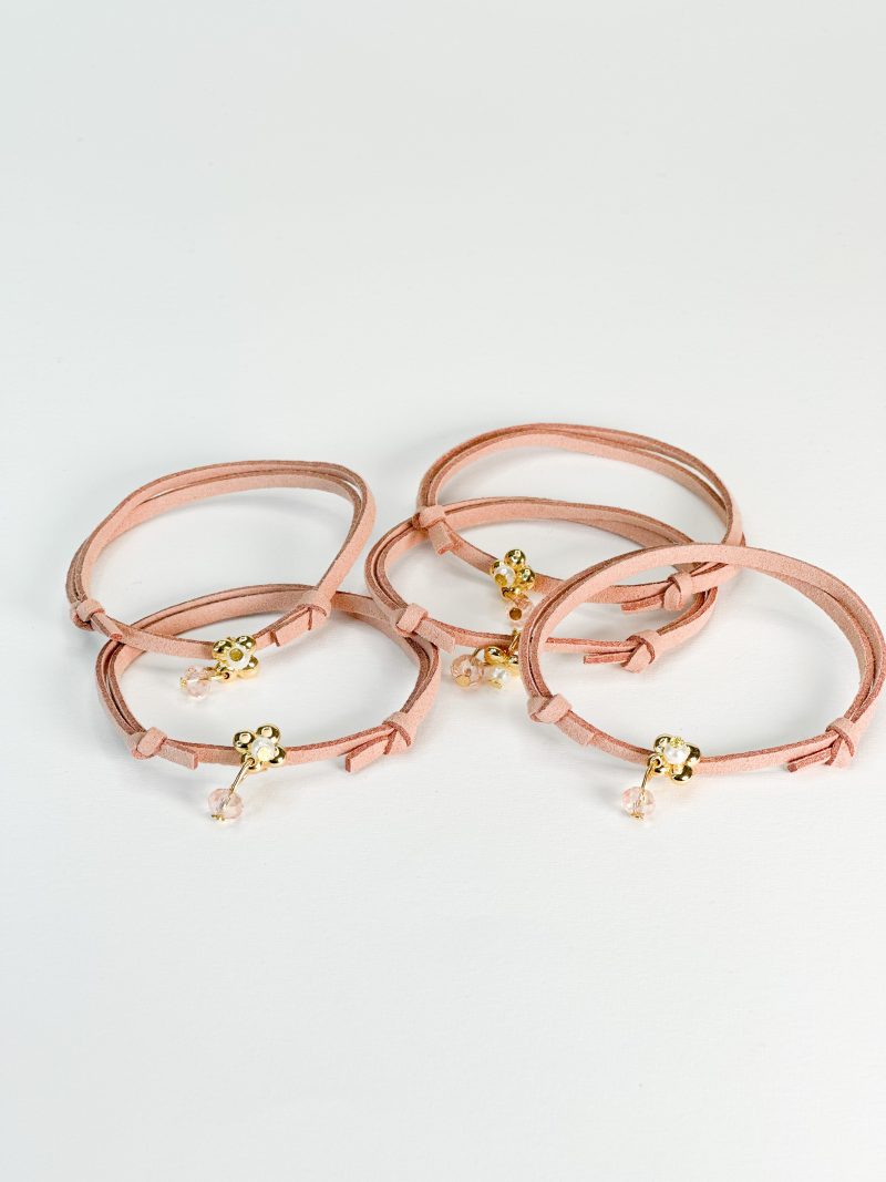 CELFIE CO - Μαρτυρικό βραχιόλι με σάπιο μήλο σουέτ κορδόνι, σταυρό, πέρλα αλλά και ροζ κρύσταλλο