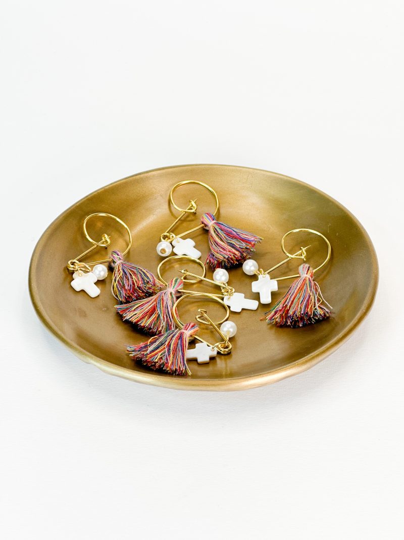 Μαρτυρικό πέτο με πολύχρωμη φούντα, σταυρό και πέρλα