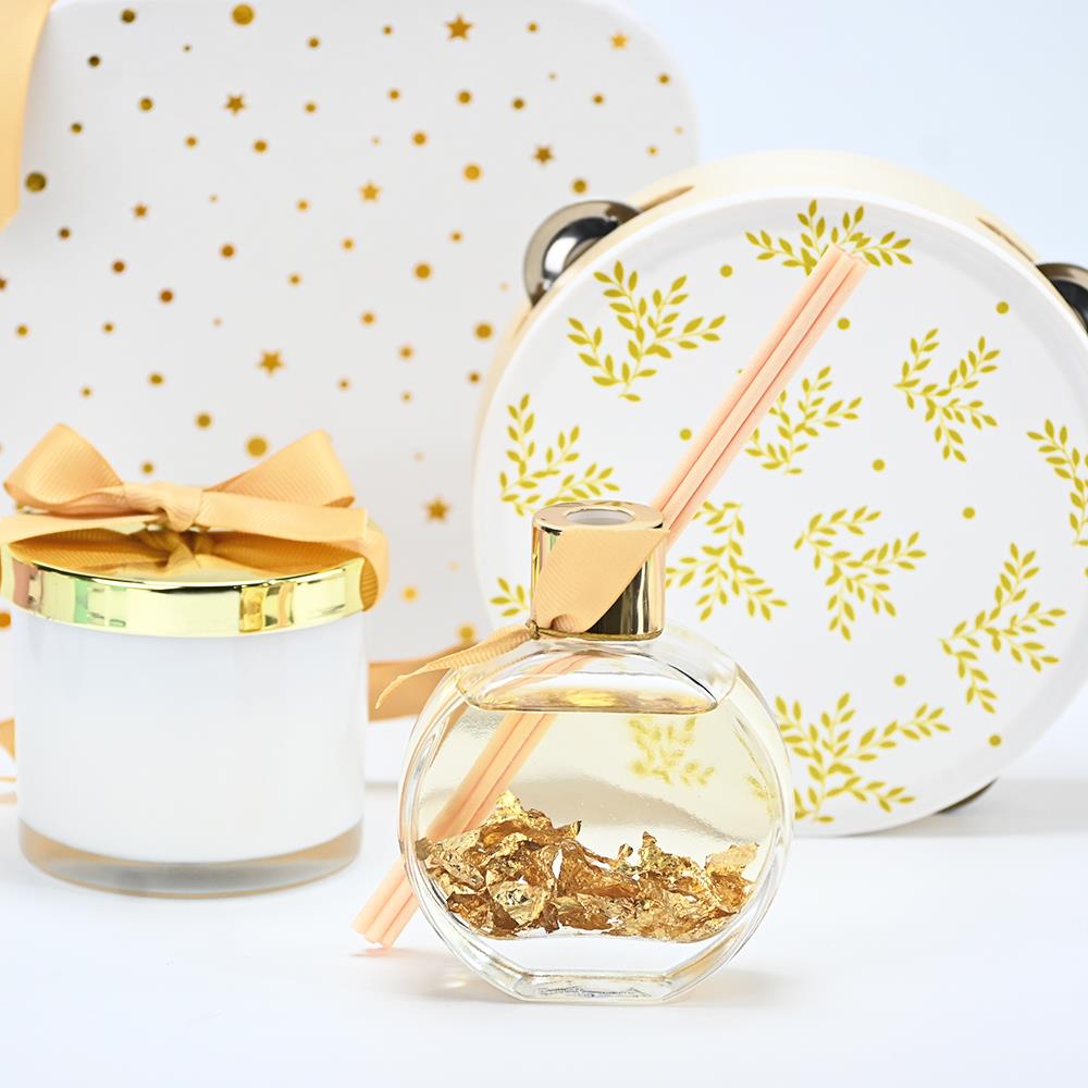 SOAP TALES - Κερί λευκό με χρυσό καπάκι