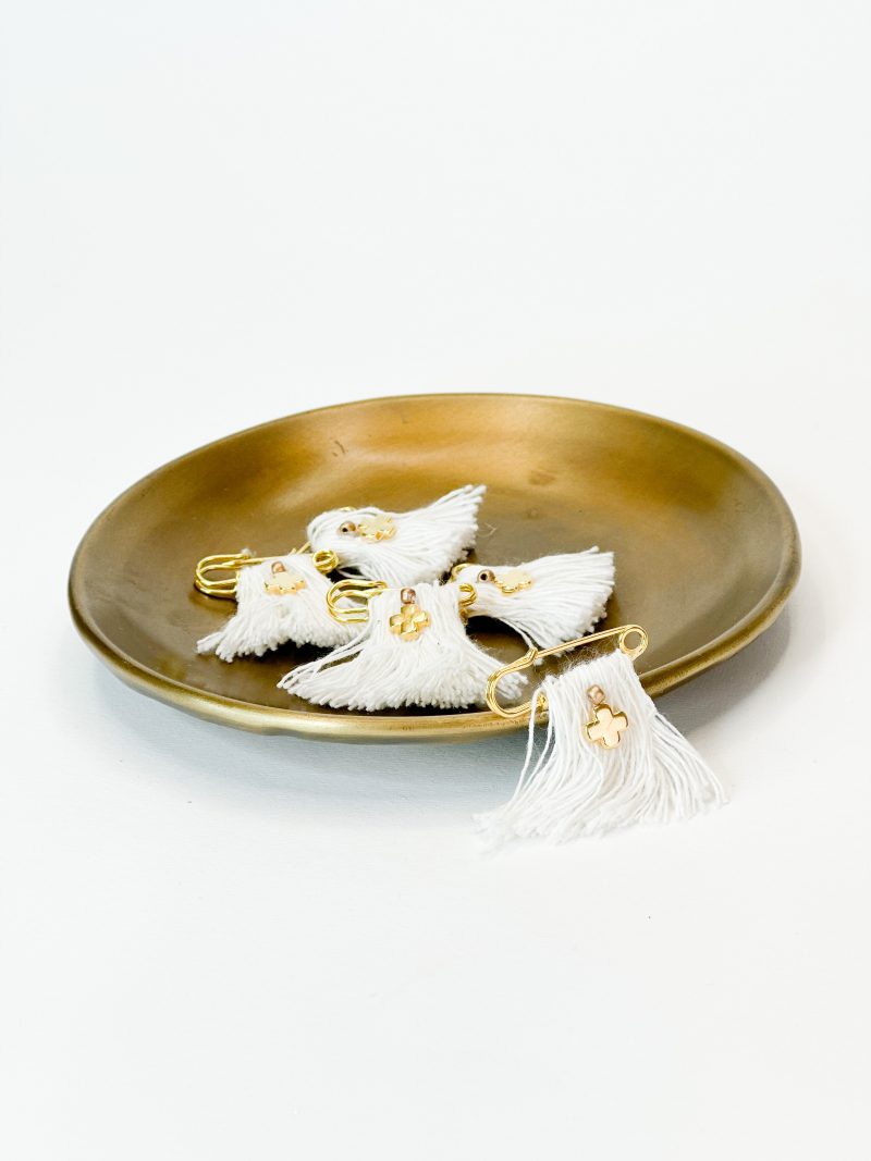 Μαρτυρικό πέτο με εκρού κρόσι, σταυρό και μπρονζέ χάντρα miyuki