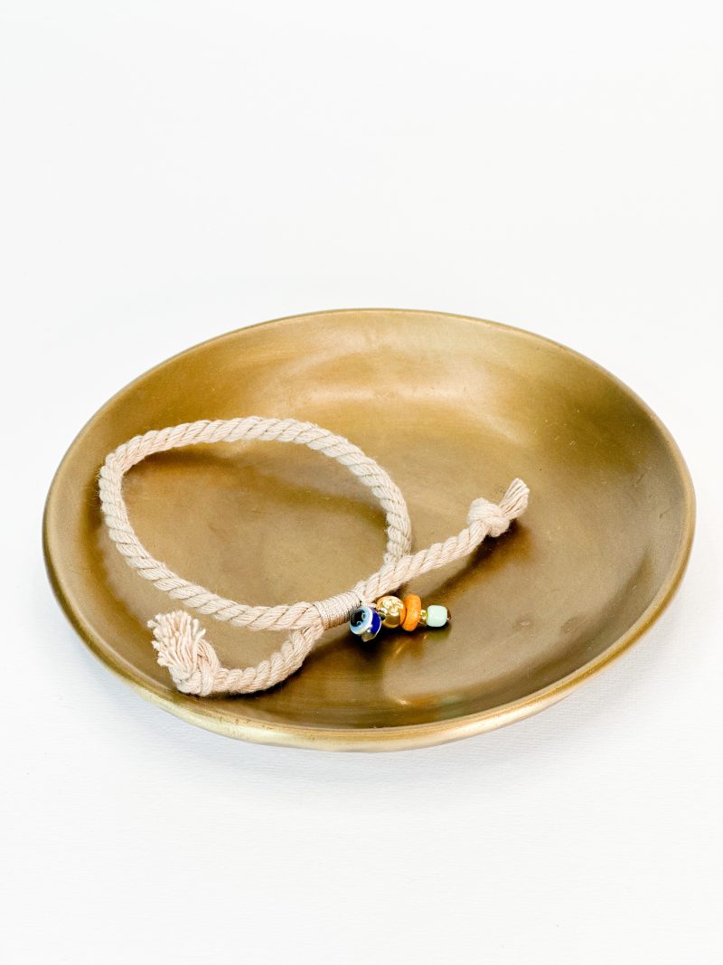 CELFIE CO - Μαρτυρικό βραχιόλι με μπεζ χοντρό κορδόνι, μπλε μάτι, σταυρό, πορτοκαλί ροδέλα και βεραμάν miyuki