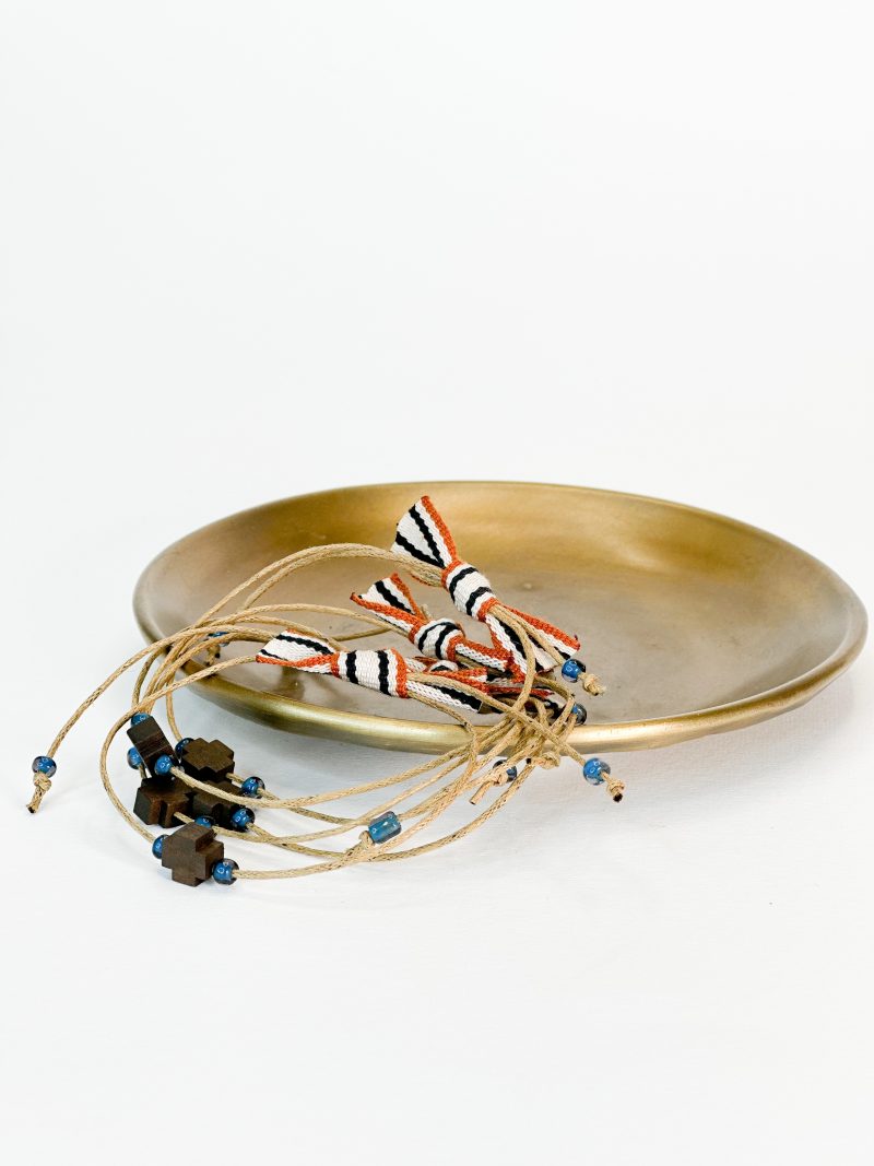 CELFIE CO - Μαρτυρικό βραχιολάκι με καφέ κορδόνι, καφέ σταυρό, μπλέ χάντρες miyuki, φιογκάκι απο τρίχωμη κορδέλα σε αποχρώσεις κεραμιδί, μπλέ, εκρού