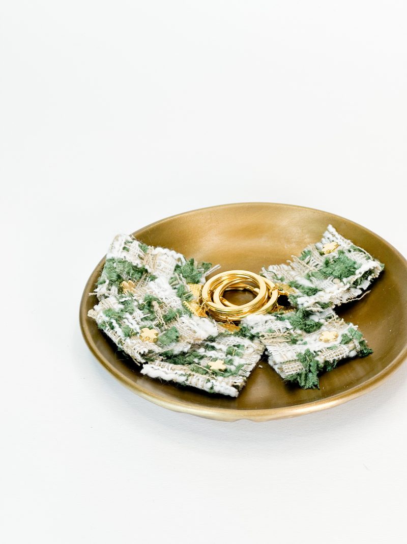 Μαρτυρικό μπρελόκ με τρίχρωμο ύφασμα και σταυρό