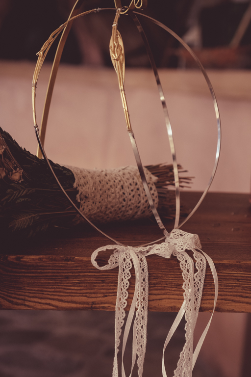 VELISSARIA - Επάργυρα στέφανα με διακόσμηση ελιάς και άπειρου