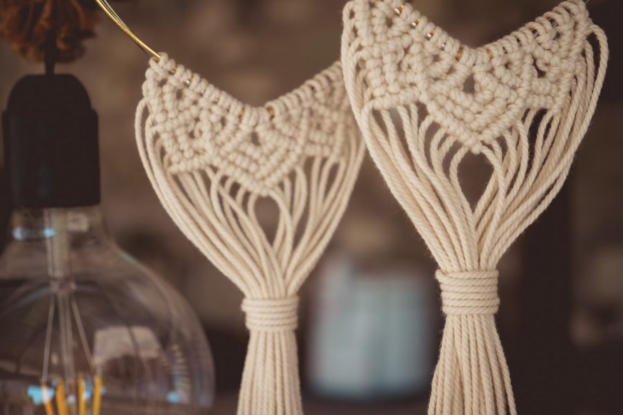  - 25. Στέφανα γάμου με διπλή λευκόχρυση-επίχρυση βέργα και boho διακόσμηση