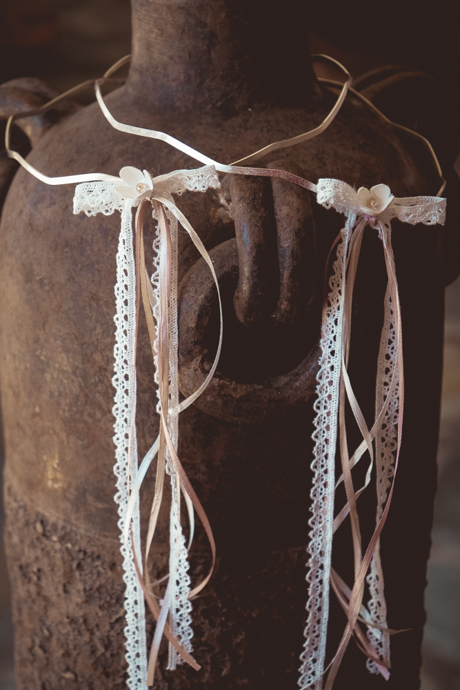 VELISSARIA - 51. Λευκόχρυσα στέφανα