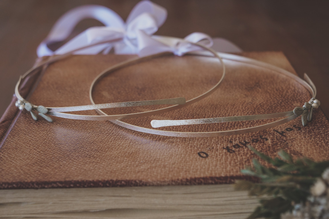 VELISSARIA - Στέφανα γάμου επάργυρα με φύλλα πορσελάνης