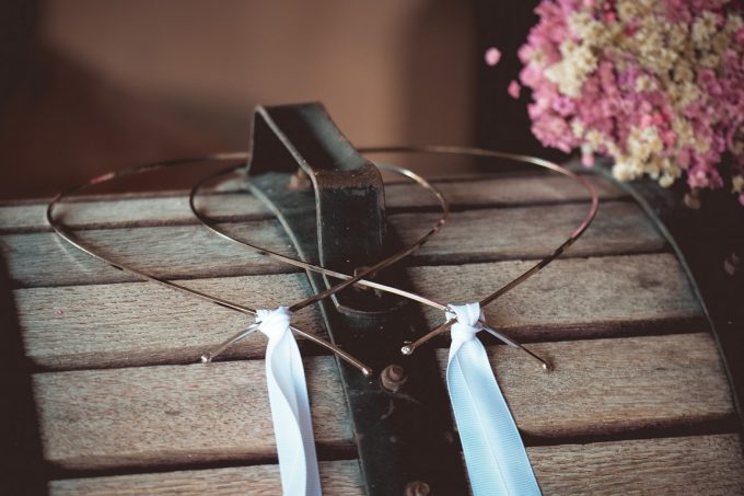 Επάργυρα στέφανα με σχέδιο στο πίσω μέρος