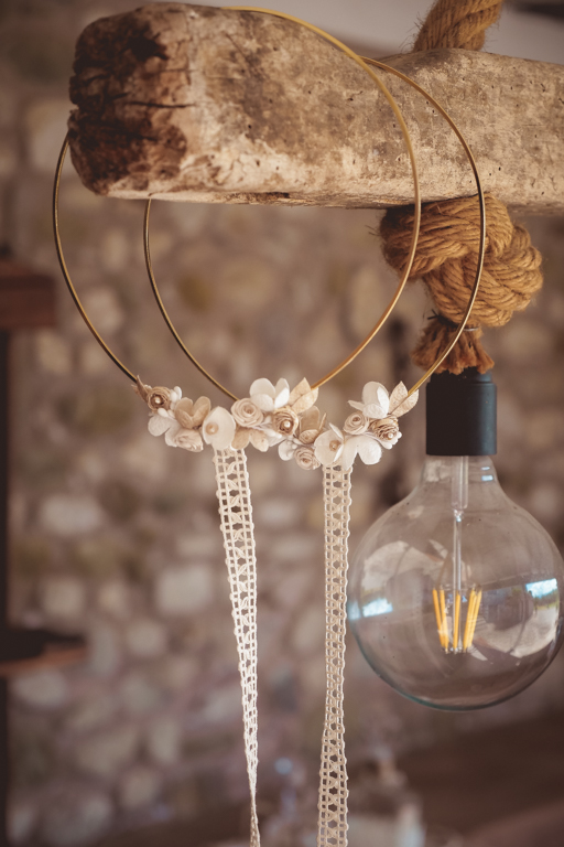 VELISSARIA - Στέφανα γάμου με επίχρυση τετράγωνη βέργα και μεταξωτά λουλούδια