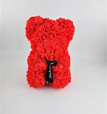 Αρκουδάκι από Κόκκινα Τριαντάφυλλα