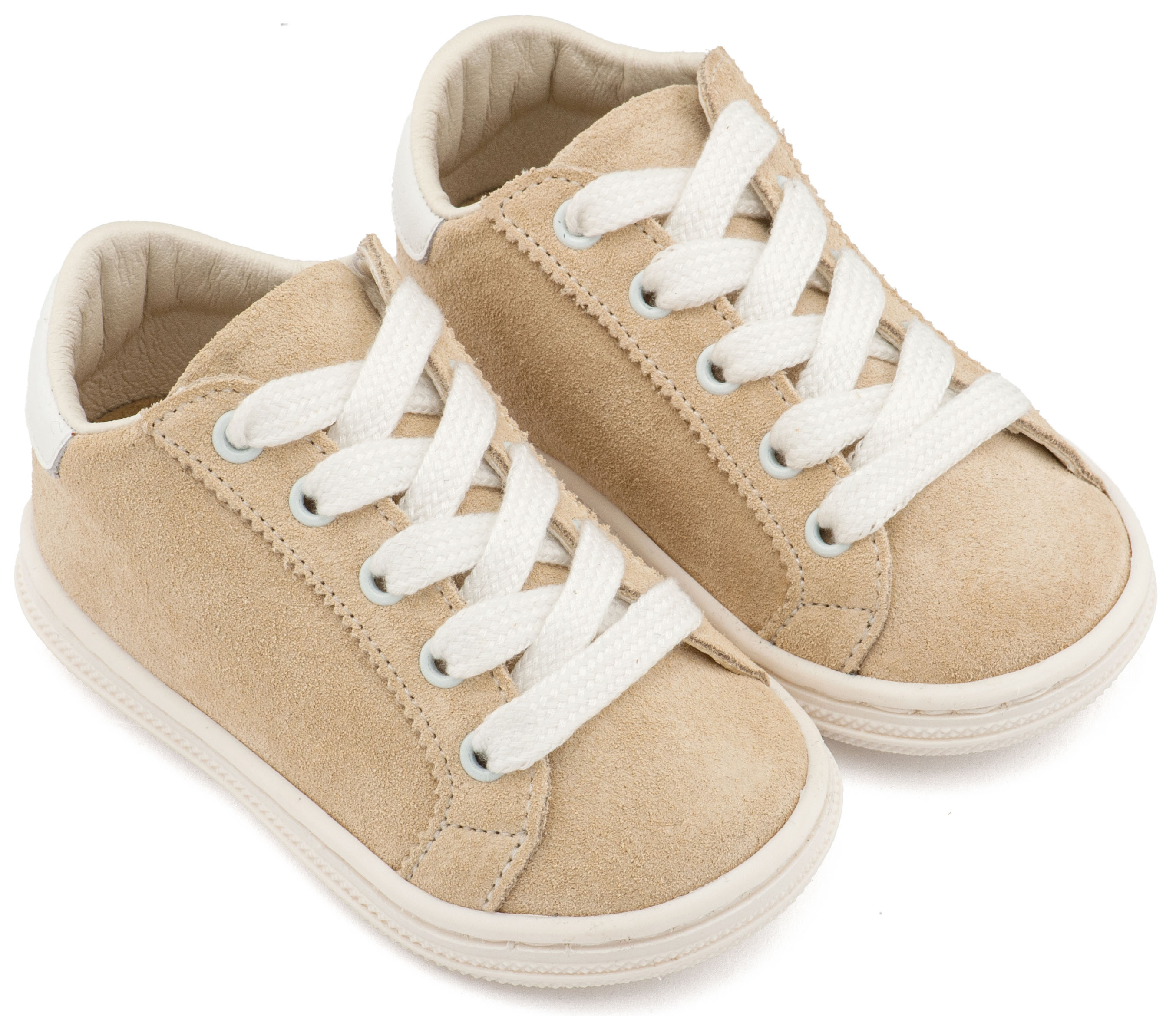 Δετά Σνίκερς