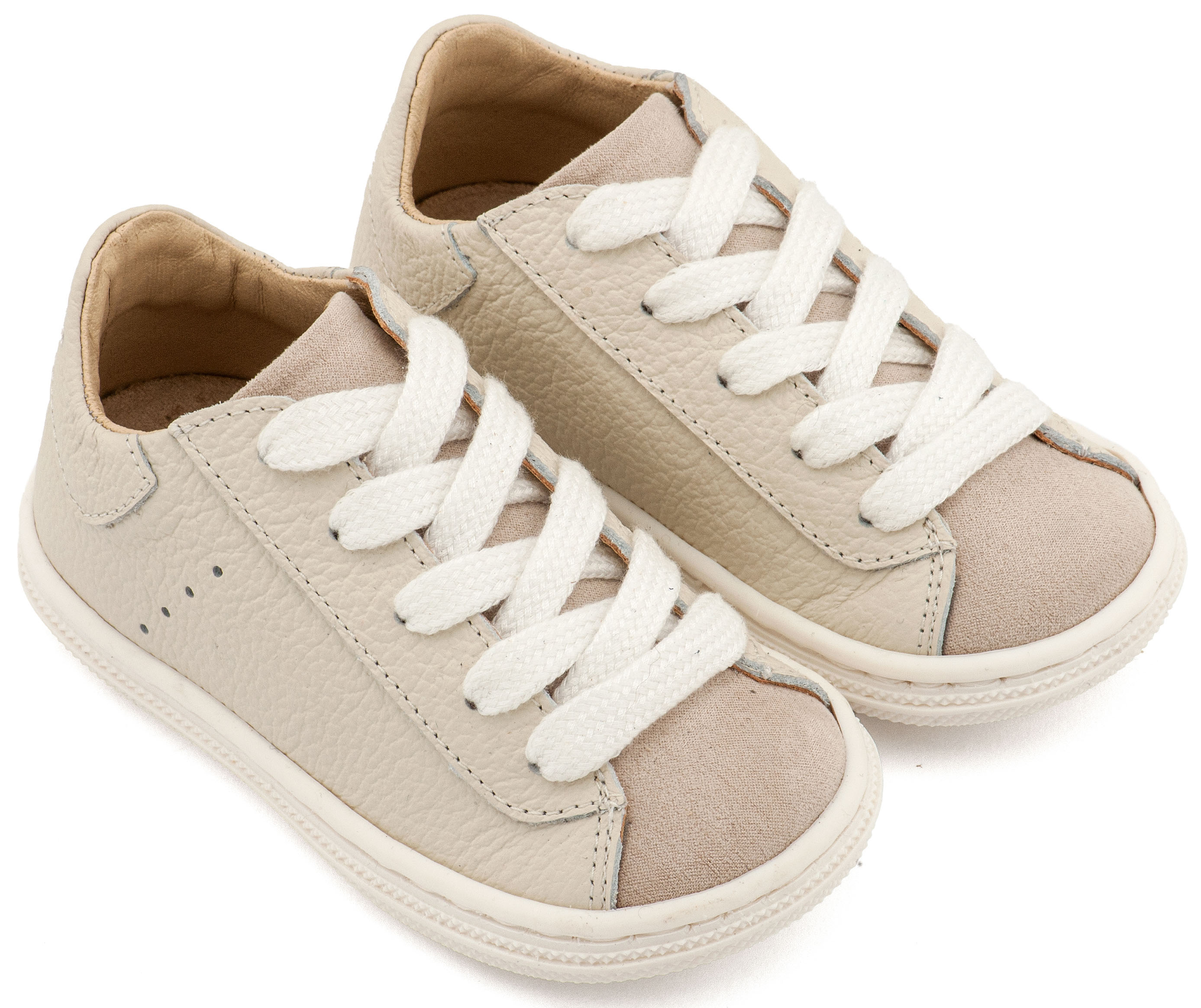 Δετά Σνίκερς 