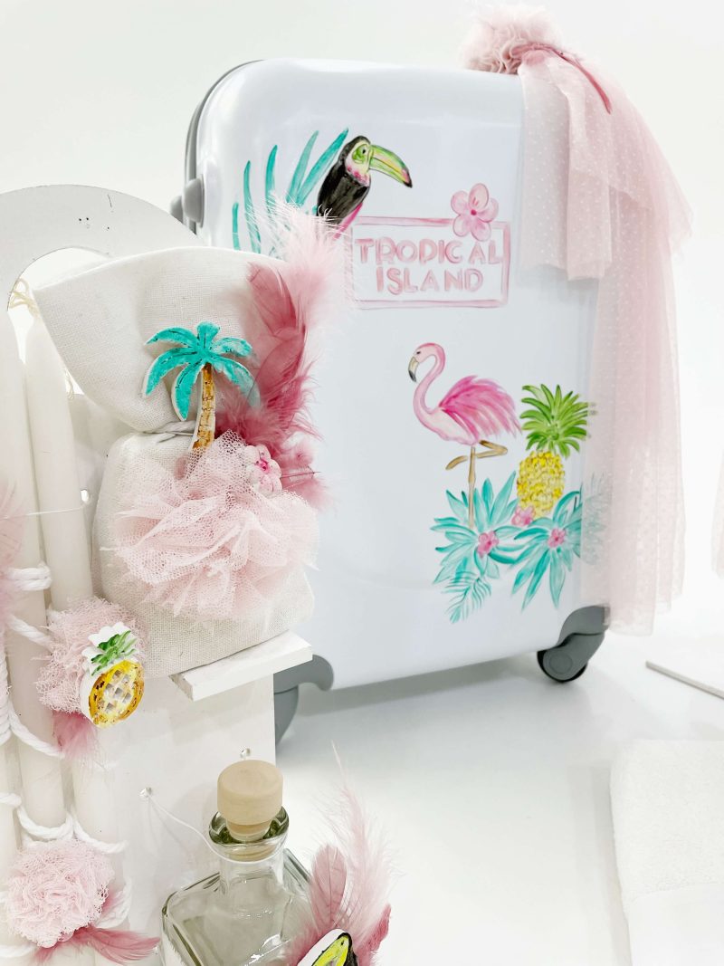 ΈΛΕΝΑ ΜΑΝΆΚΟΥ - Tropical Island