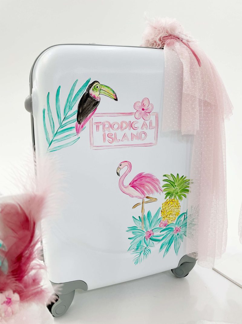 ΈΛΕΝΑ ΜΑΝΆΚΟΥ - Tropical Island