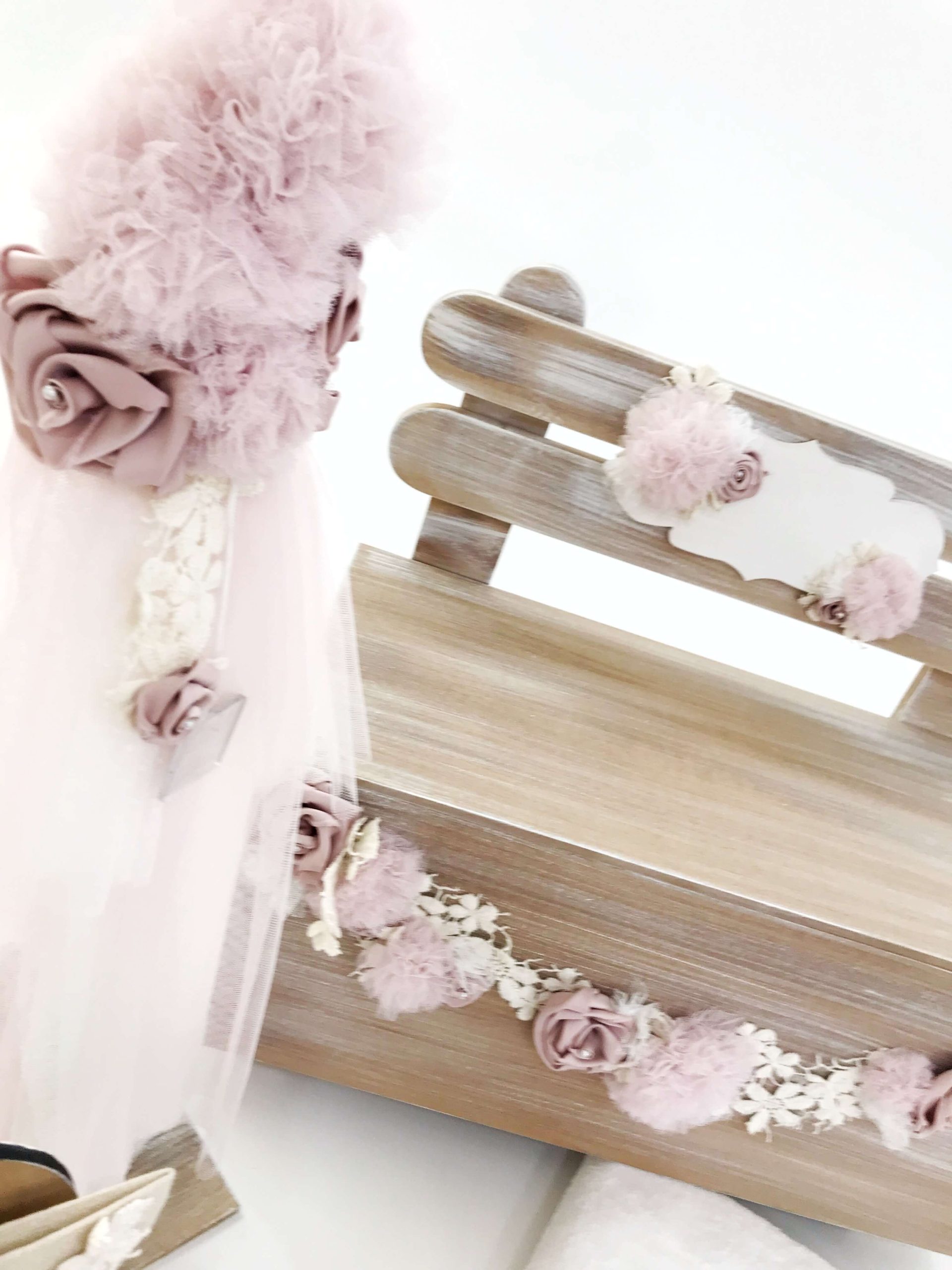 ΈΛΕΝΑ ΜΑΝΆΚΟΥ - Vintage Chic