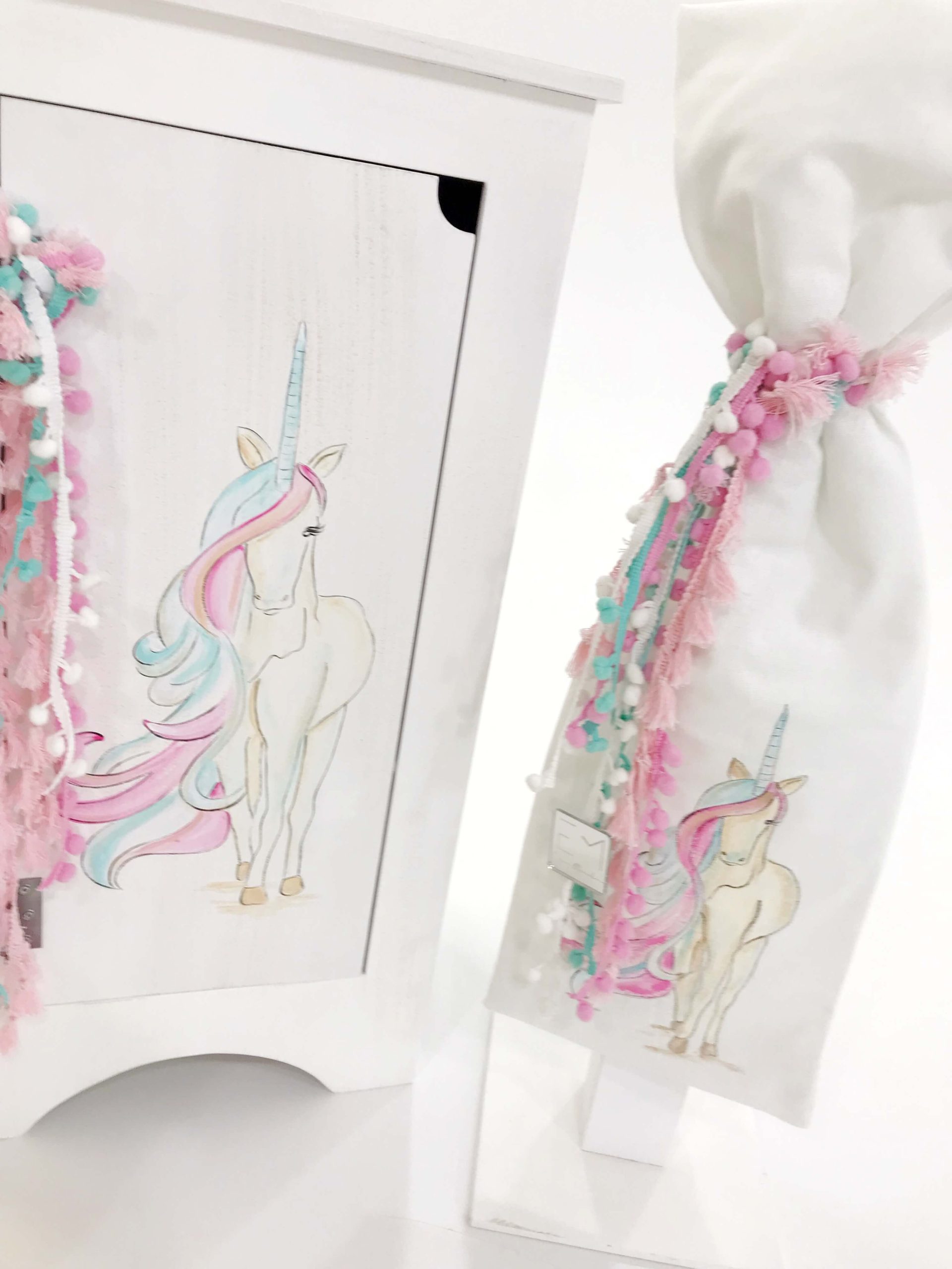 ΈΛΕΝΑ ΜΑΝΆΚΟΥ - Colourful Unicorn 