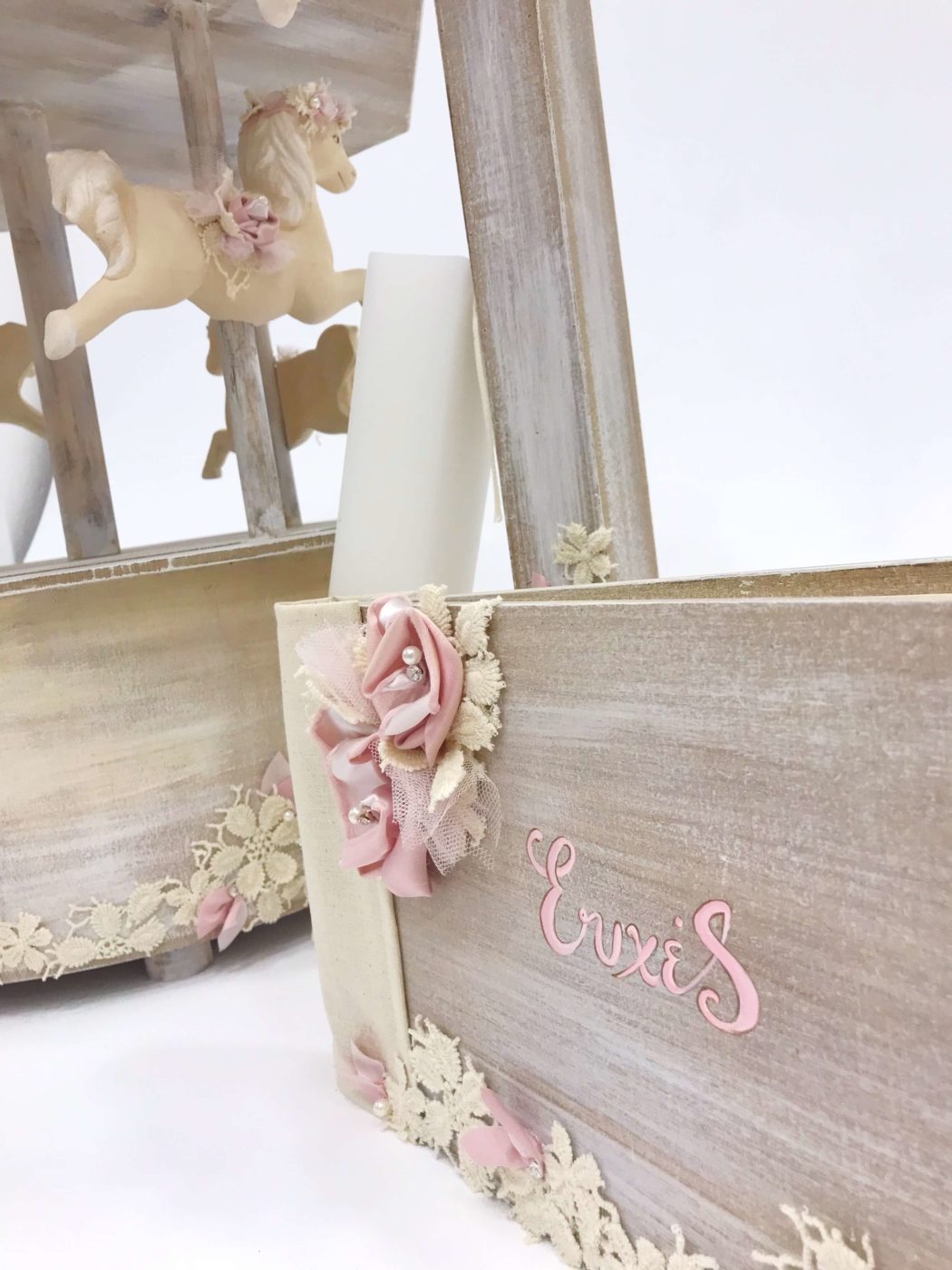 ΈΛΕΝΑ ΜΑΝΆΚΟΥ - Vintage Chic Carousel