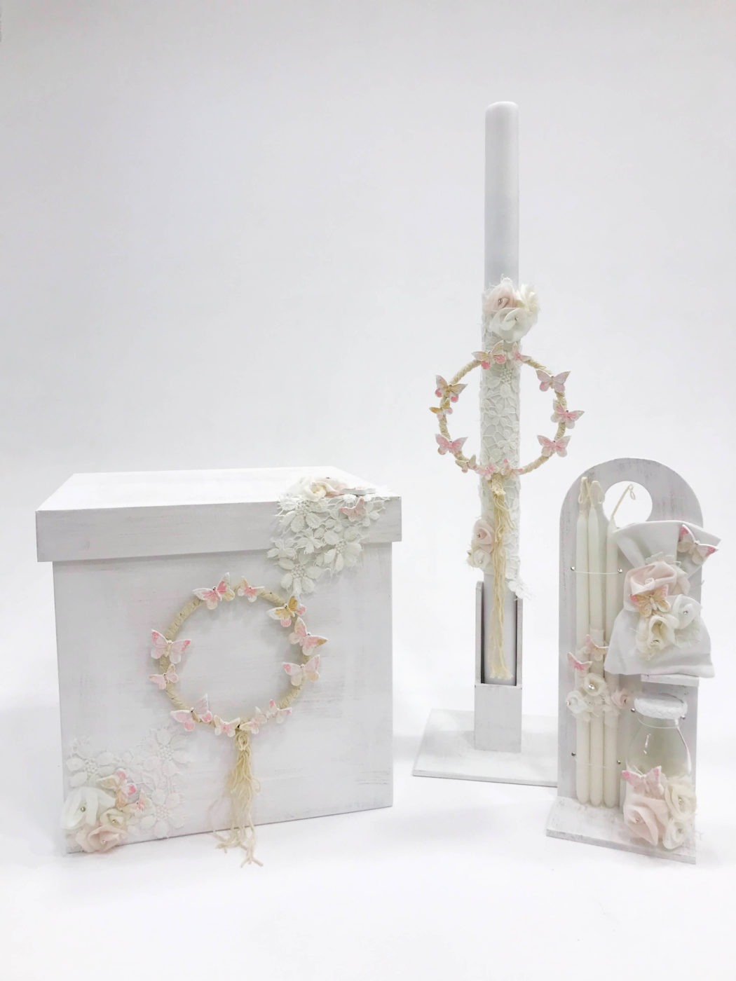 ΈΛΕΝΑ ΜΑΝΆΚΟΥ - Butterfly Circle 