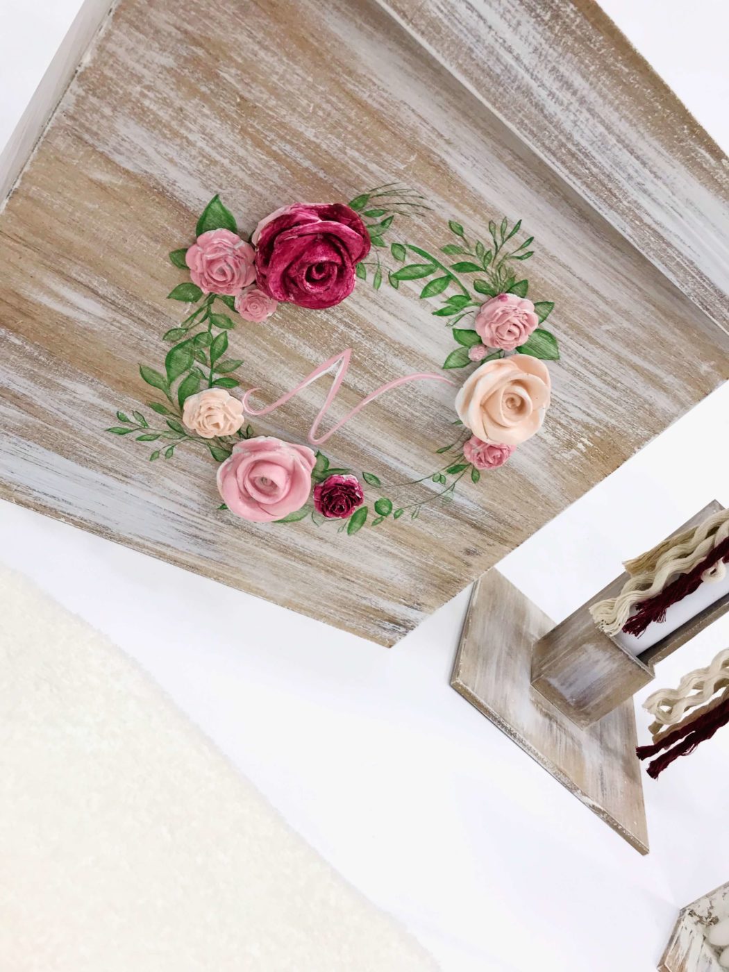 ΈΛΕΝΑ ΜΑΝΆΚΟΥ - Flowers 