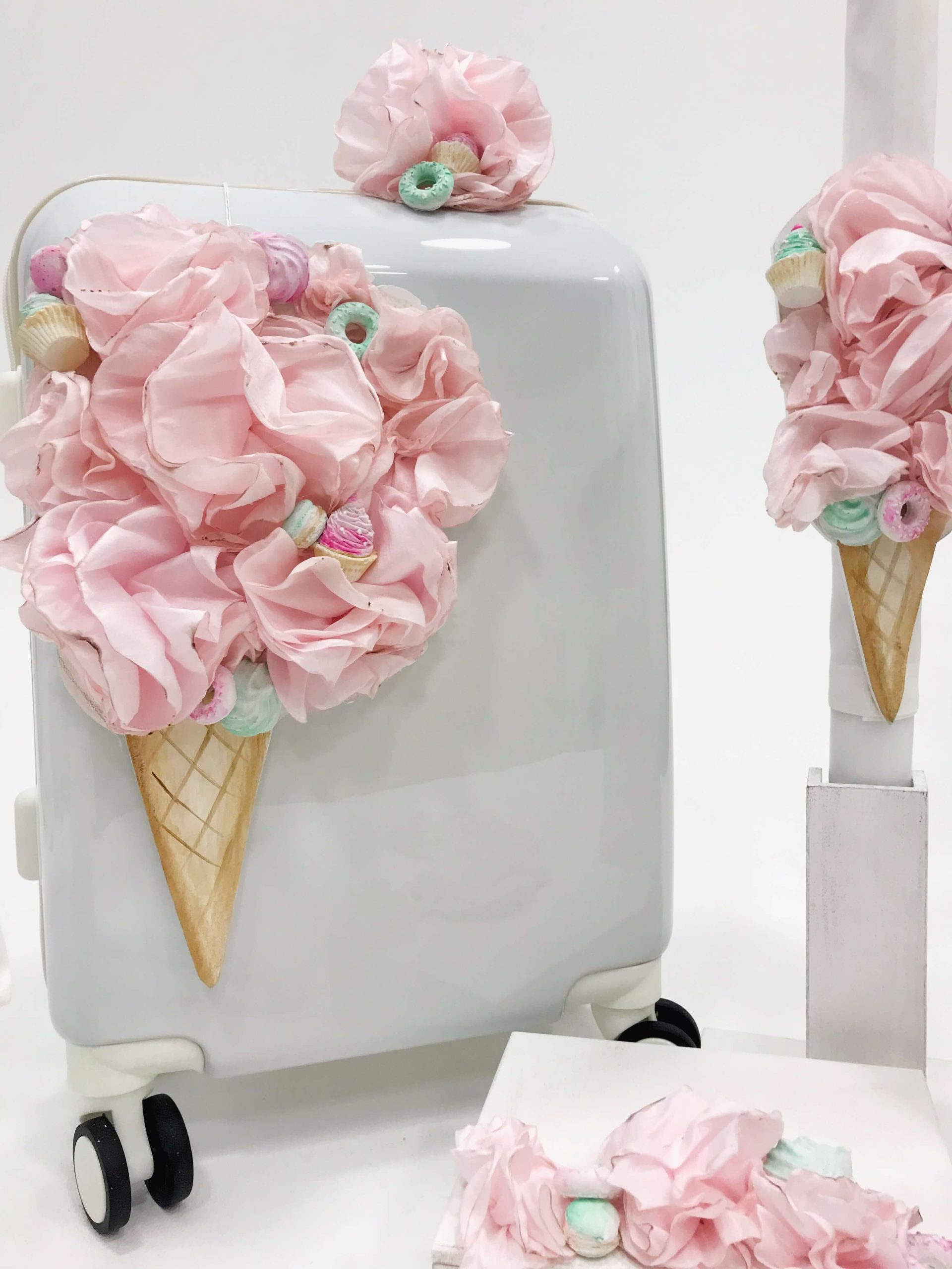 ΈΛΕΝΑ ΜΑΝΆΚΟΥ - Flower IceCream