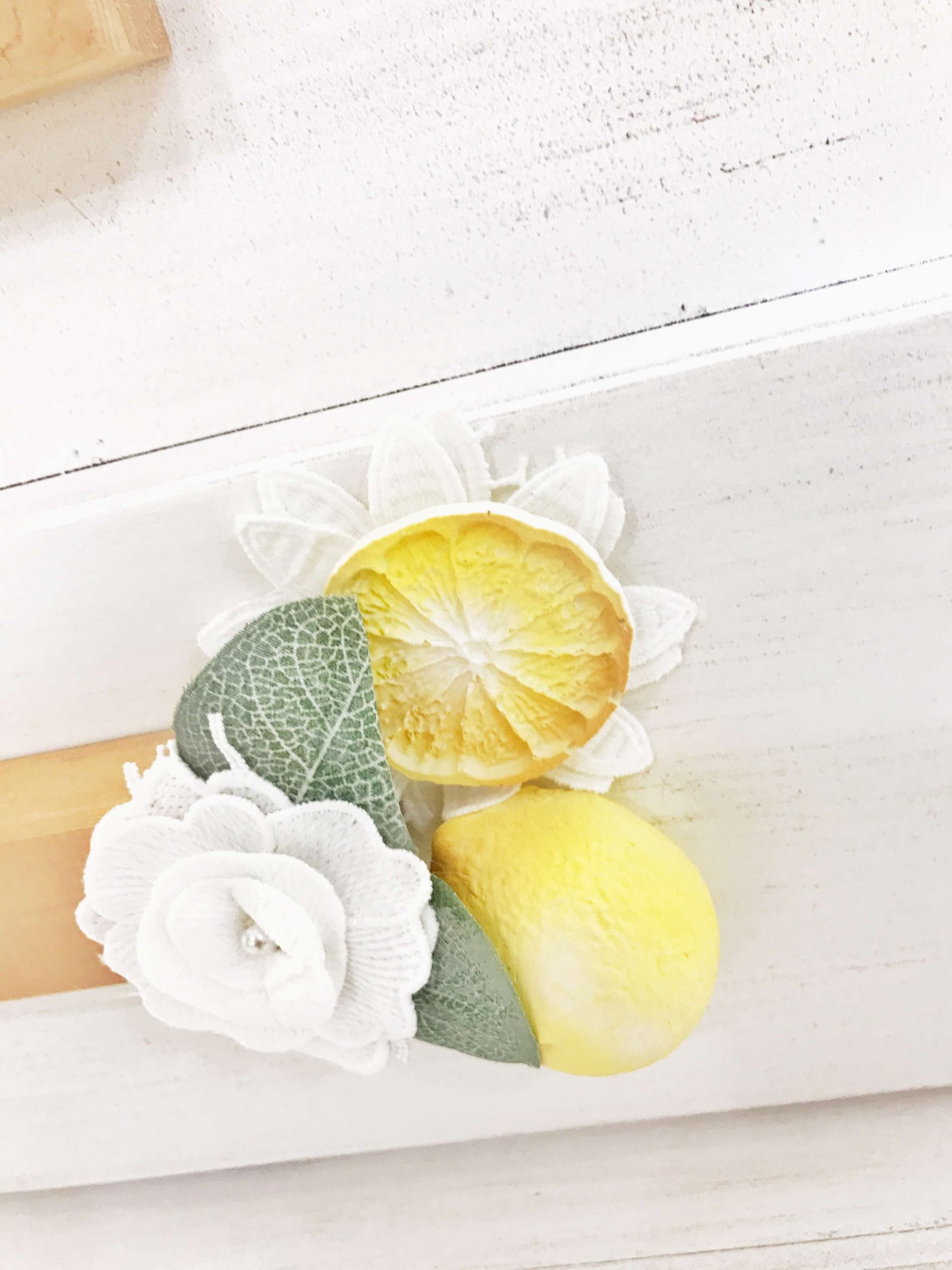 ΈΛΕΝΑ ΜΑΝΆΚΟΥ - Lemon Love