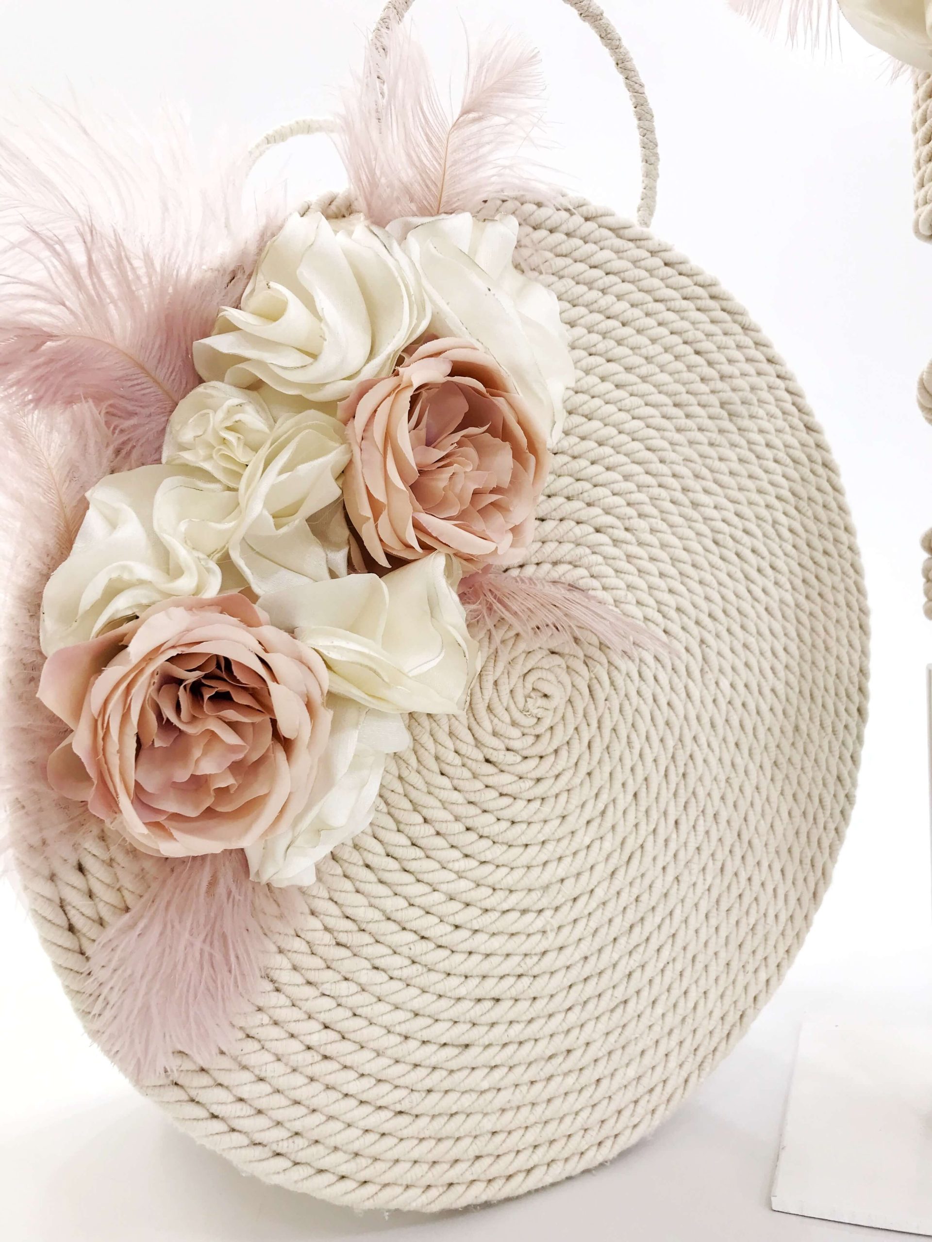 ΈΛΕΝΑ ΜΑΝΆΚΟΥ - Feather Boho