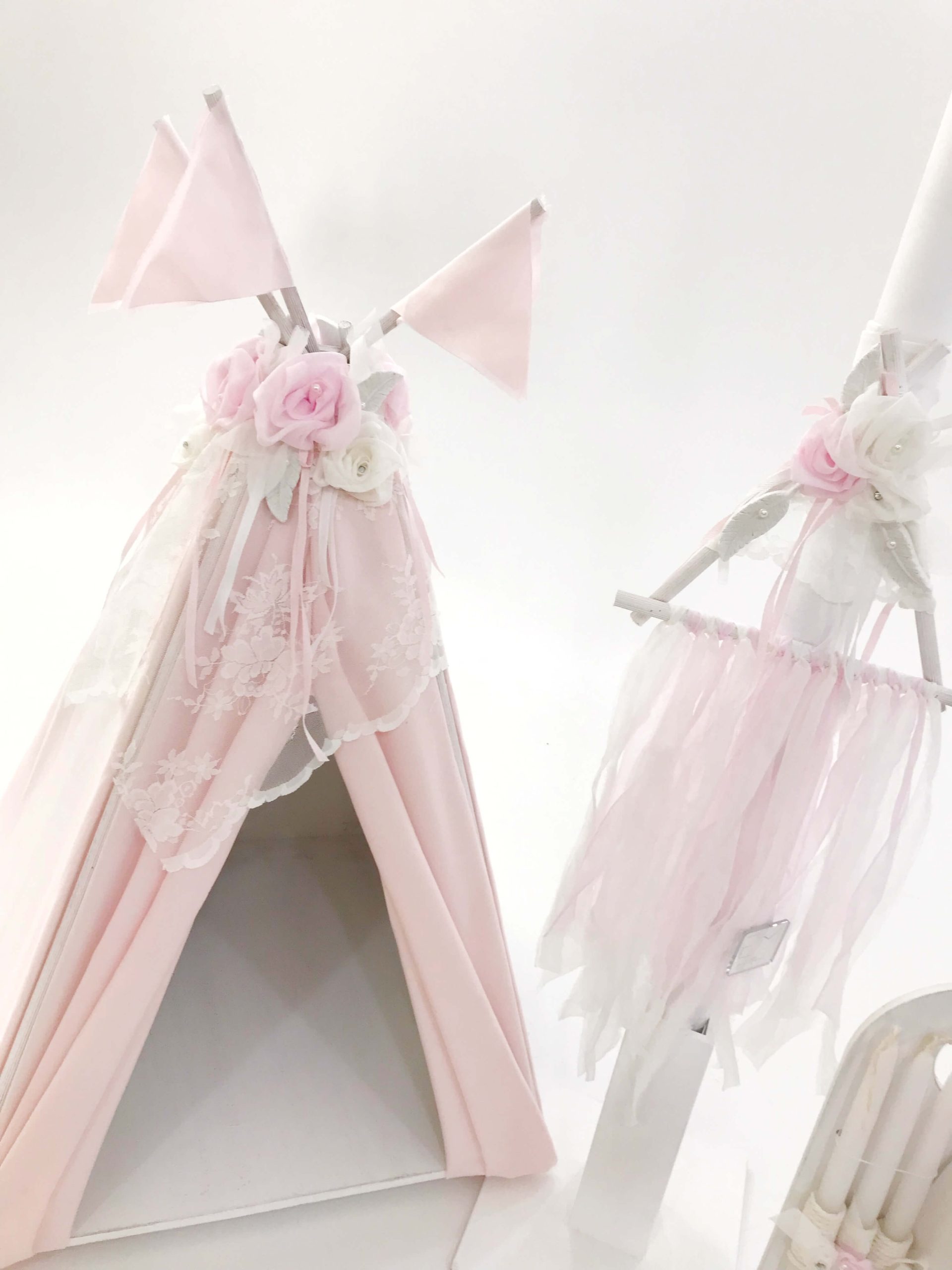 ΈΛΕΝΑ ΜΑΝΆΚΟΥ - Girly Teepee