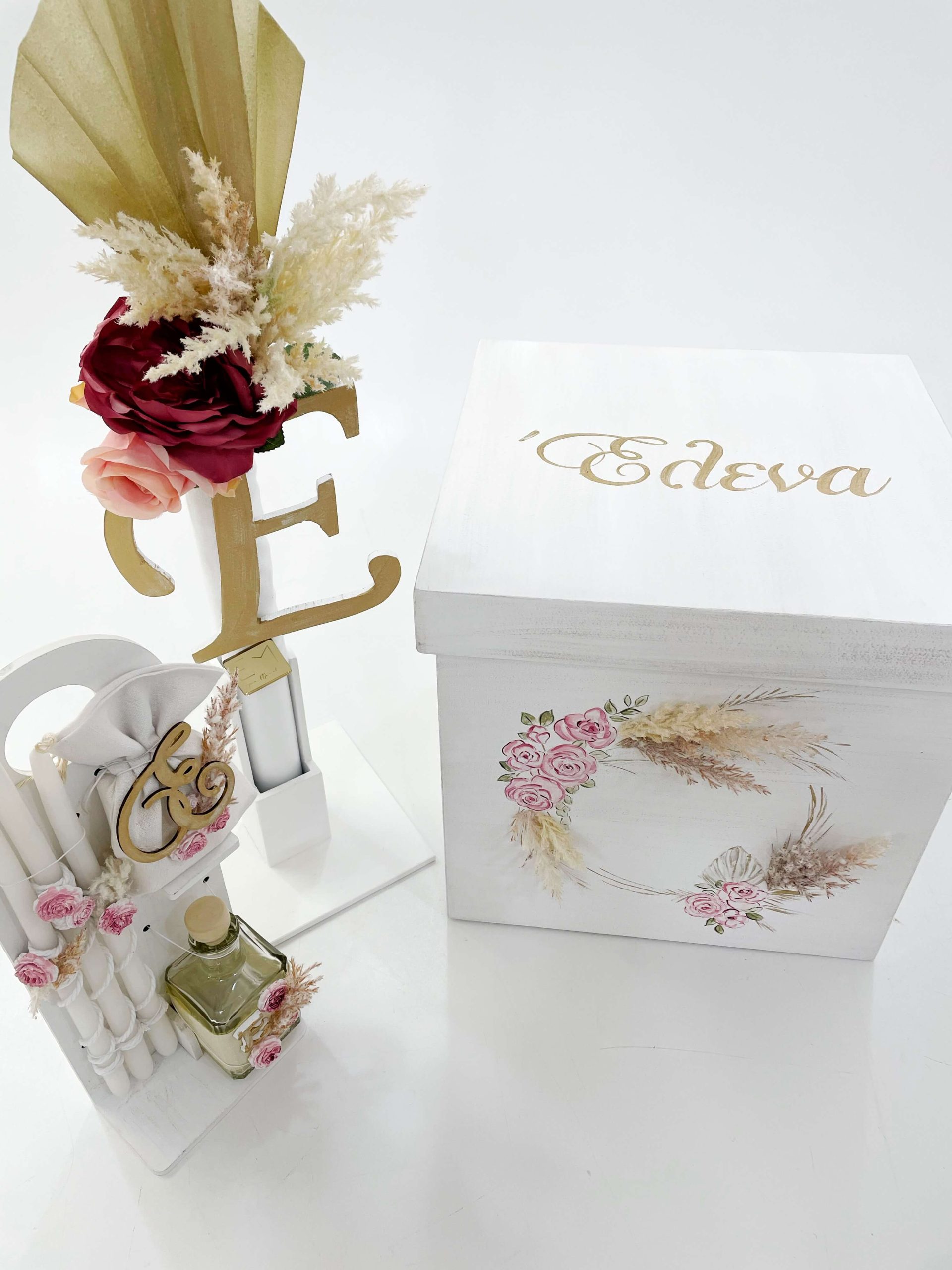 ΈΛΕΝΑ ΜΑΝΆΚΟΥ - Roses & Pampas