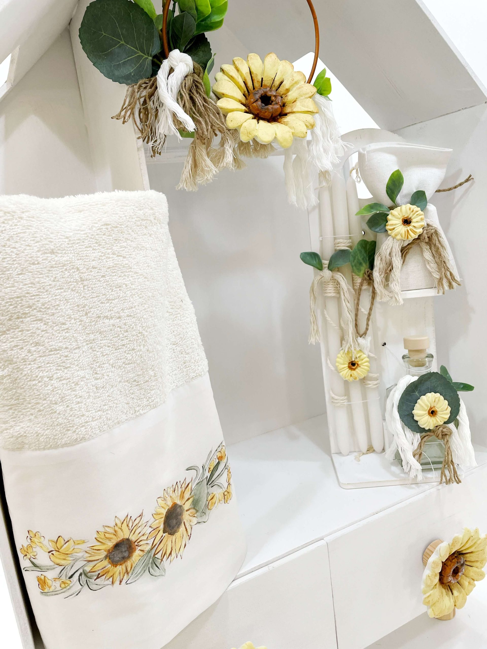 ΈΛΕΝΑ ΜΑΝΆΚΟΥ - Margaret Dollhouse