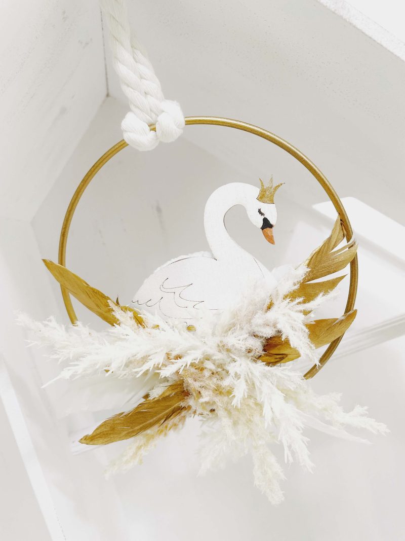 ΈΛΕΝΑ ΜΑΝΆΚΟΥ - Gold Swan Dollhouse