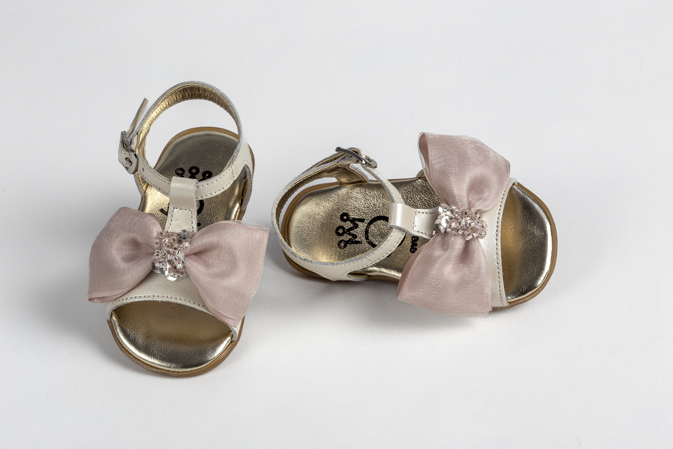 Βαπτιστικά σανδάλια