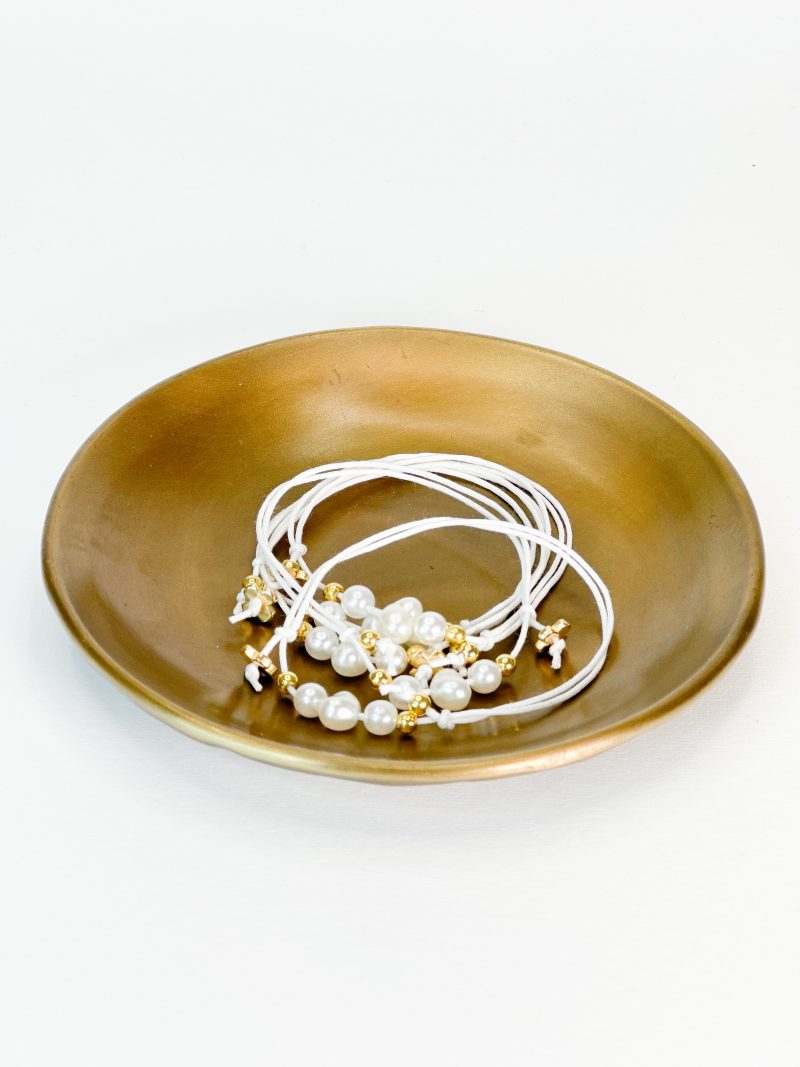 S65 Μαρτυρικό Bραχιόλι Mε Eκρού Kορδόνι, Πέρλες Και Σταυρό